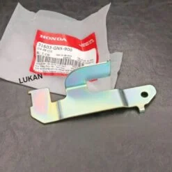 Khung pass bắt IC, chớp xi nhan xe DREAM zin chính hãng 31603-GN5-900