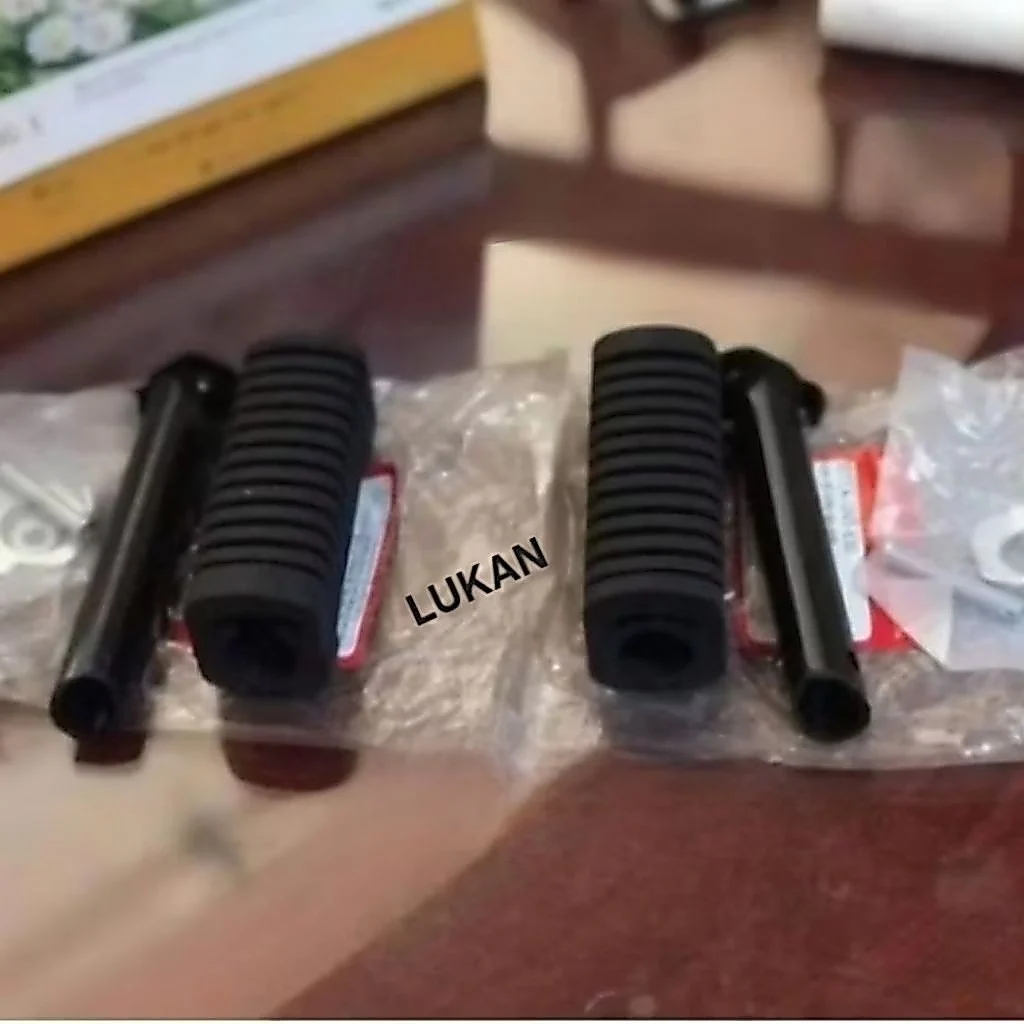 Cặp cao su gác chân sau xe Super DREAM, WAVE, FUTURE.... zin - Ảnh 3