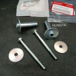 Cặp ốc lắp bững chống yếm xe DREAM zin Honda 64347-001-000, 92201-06075-0A