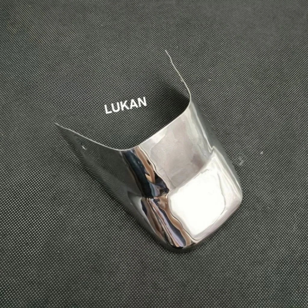 Dè Inox chắn bùn sau nhựa đuôi xe DREAM.... - Ảnh 2