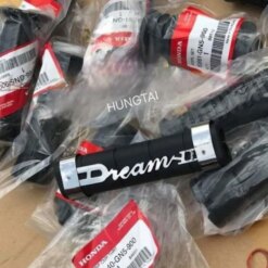 Cao su cảng đuôi luôn chữ inox xe DREAM zin chính hãng