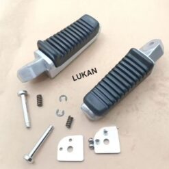 Cặp cao su gác để chân Hayate xe DREAM, WAVE, FUTURE, WINNER....