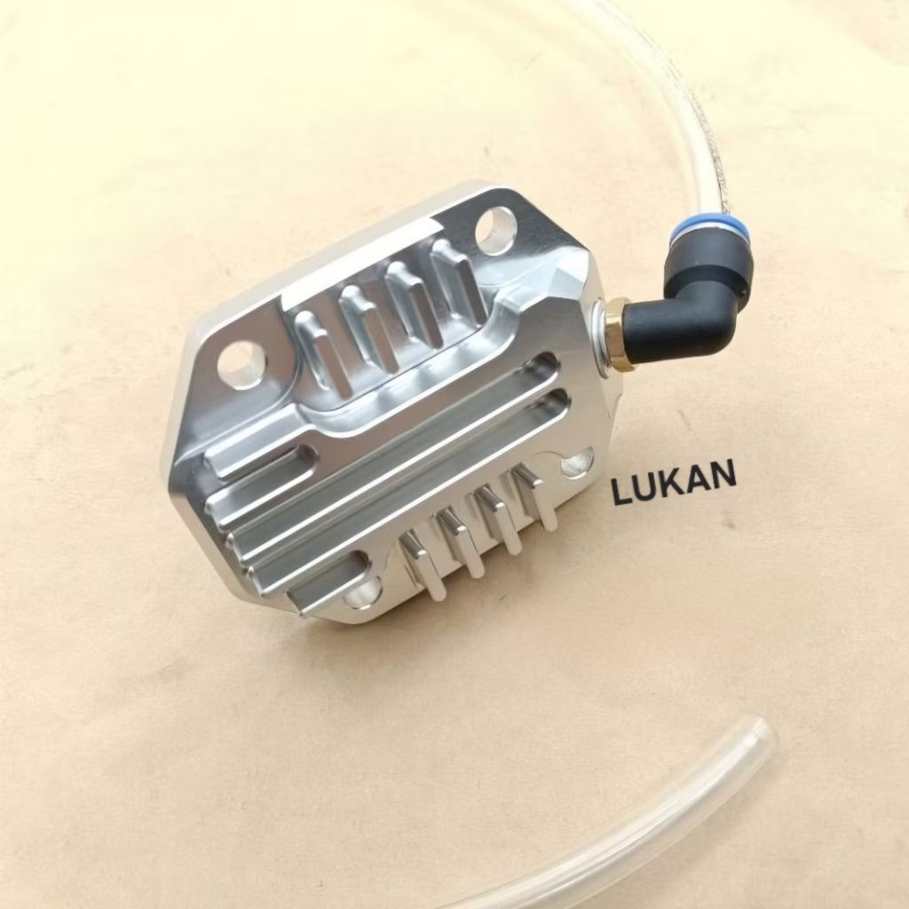 Nắp 4 lỗ CNC đầu bò quylat xe DREAM, WAVE... có thông hơi - Ảnh 2