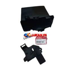 Hộp nhựa đựng bình ắc quy xe DREAM luôn nắp zin chính hãng