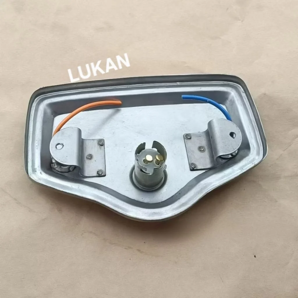 Đế pass đuôi bóng đèn hậu, Stop xe CD
