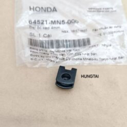 Pass, kẹp ốc nhựa võ đầu đèn, yếm WAVE Thái, ALPHA, ZX, RS, FUTURE.... zin 4mm 64521-MN5-000