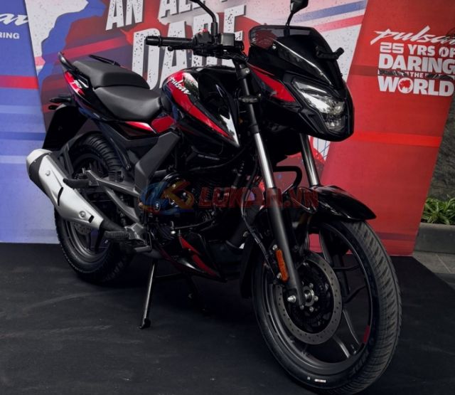 Bajaj Pulsar 150 2027 lot xac sau nhieu nam Man hinh TFT 5 inch dong co hoan toan moi - 2