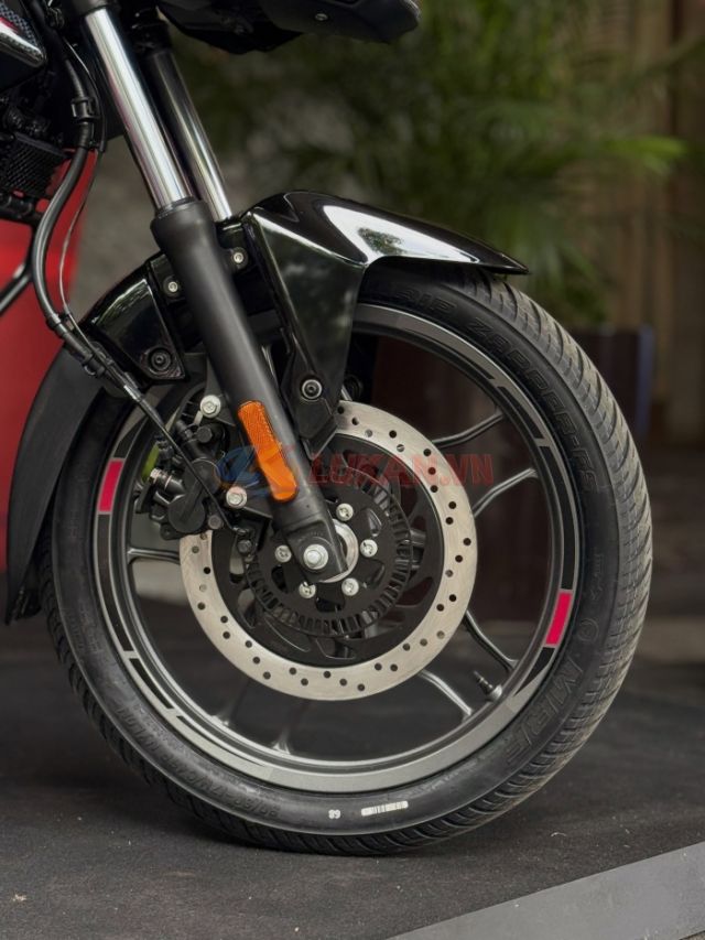 Bajaj Pulsar 150 2027 lot xac sau nhieu nam Man hinh TFT 5 inch dong co hoan toan moi - 5