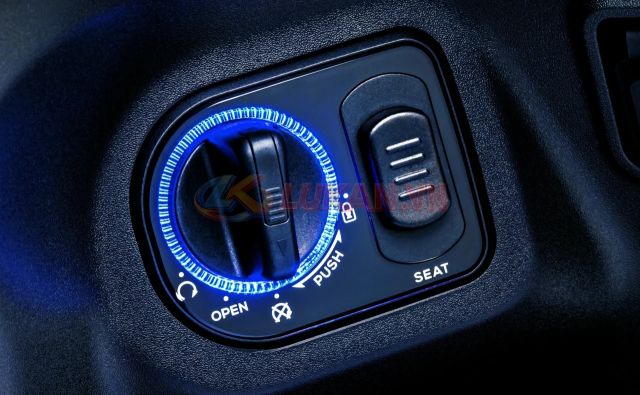 Doi tac cua Suzuki ra mat phien ban moi cho mau xe ga 125cc co ca ABS Bosch TCS Hitachi va TFT - 5