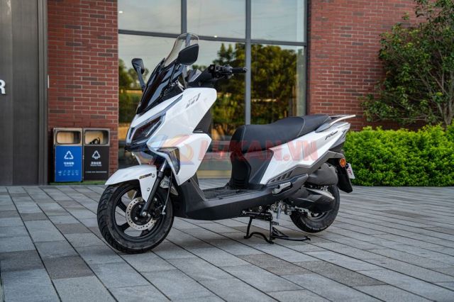Quen Vision di xe ga 150cc moi gia quy doi chua toi 30 trieu dong gay soc voi ABS 2 kenh va TCS - 2