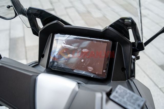 Quen Vision di xe ga 150cc moi gia quy doi chua toi 30 trieu dong gay soc voi ABS 2 kenh va TCS - 8