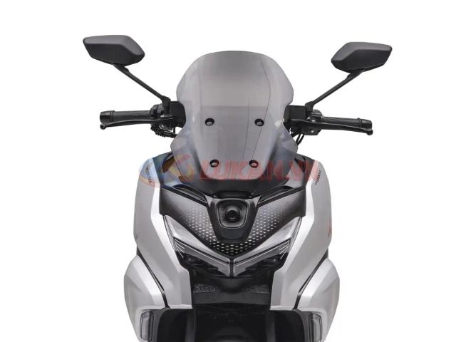 Tan binh tay ga 150cc co VVT va pin lithium ho tro tang toc Gia quy doi khoang 465 trieu dong
