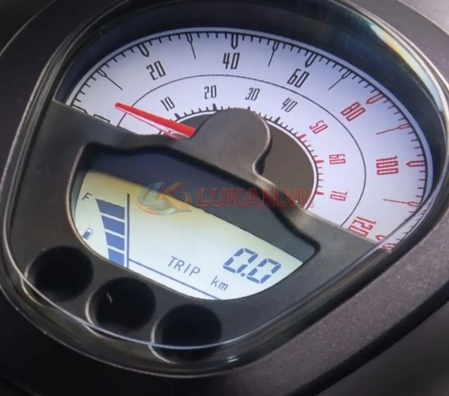 Tan binh xe ga 150cc gay chu y Thiet ke chat hon Honda SH phanh dia 2 banh gia quy doi 695 trieu - 7